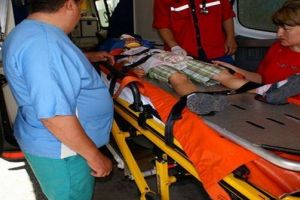 Copil de 6 ani, lovit de o maşină în judeţ. Șoferul a fugit de la locul accidentului