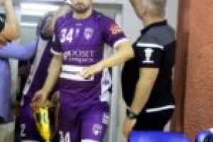 Handbaliştii de la SCM Poli au dus Cupa în faţa propriilor suporteri. Alb-violeţii au câştigat cu CSM Făgăraş