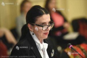 Sorina Pintea: Nu renunţăm la plafonarea sporurilor din sănătate la nivelul decembrie 2018; aplicăm Ordonanţa 114