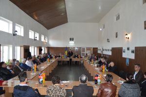 Educaţia…şi Lecţia de viaţă – Lansarea Monografiei Şcolii Generale Strâmba-Jiu (1833-2018) – ,,Dascălii de la Strâmba-Jiu s-au «risipit» frumos prin discipolii lor”