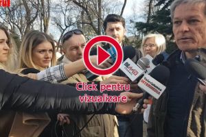 Dacian Cioloş a refuzat să fie primit cu aplauze de susţinătorii din Suceava