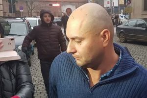 Şocant: Bărbatul ucis cu drujba în Sânandrei sunase la 112, dar poliţiştii la ignorat, trimiţându-l la… somn