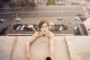 INTERVIU. Actriţa Georgiana Ghergu: „În fiecare zi învăţ că timpul prezent e mai generos şi mai important decât orice aşteptare”