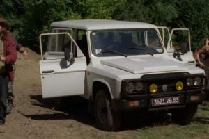 Maşini ARO, vedete ale unui film cu David Hasselhof