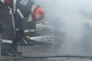 Incendiu la blocul Cicero din Oradea