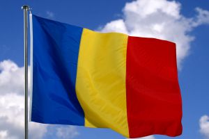 Adresă trimisă primăriilor de prefect: Pe teritoriul României drapelele altor state pot fi arborate numai împreună cu drapelul naţional al României şi numai cu prilejul vizitelor cu caracter oficial de stat