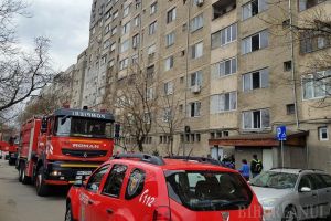Incendiu la blocul Cicero din Oradea (FOTO / VIDEO)