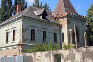 Castelul Nopcsa din Țara Haţegului va fi, în sfârşit, reabilitat