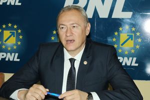 Subalternii primarilor liberali nu au plecat cu liderii