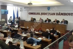 CJD: PNL se opune construirii de noi spaţii comerciale în curtea Spitalului Judeţean