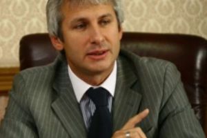 Anunţ bombă făcut de Ministrul Finanţelor. Eugen Teodorovici se alătură protestului privind autostrăzile
