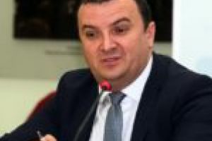 Experţii UE în domeniul educaţiei şi reprezentanţi ai ministerului condus de Ecaterina Andronescu vin în judeţul Timiş