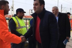 Ministrul Transporturilor le dă replica protestatarilor #şîeu: Facem autostrăzi, nu avem timp să stăm