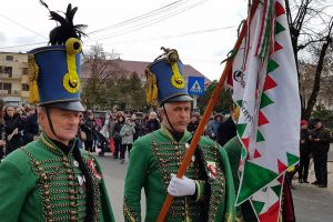 LIVE&FOTO. Defilare cu husari! Mii de persoane sărbătoresc la Satu Mare Ziua Maghiarilor