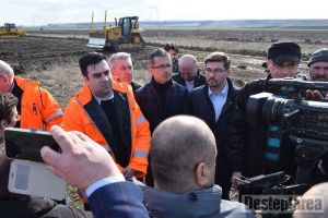 Ministrul Răzvan Cuc a inaugurat şantierul primei autostrăzi din Moldova