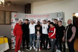Au fost prezenti si fotbalisti de la Dinamo: Concert umanitar pentru ajutorarea lui Alin, baietelul din Castelu care lupta cu o boala grea 