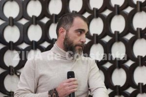 Modificari intr-o societate comerciala a unui fost politician liberal constantean. Acesta detine un restaurant si un hotel in zona peninsulara