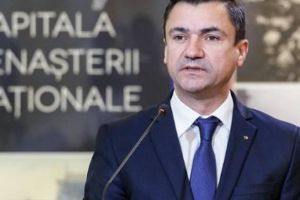 Politicianismul unor lideri PNL Iaşi „poluează” opinia publică