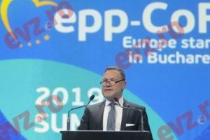 Gafă memorabilă la Summit-ul liderilor PPE, de la Bucureşti. „Lideri legionari...” A cui este gafa memorabilă? Foto