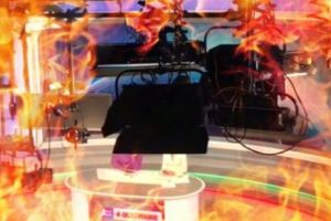 Show interzis minorilor la PRO TV. „Ferma vedetelor”, goală până la piele - Foto incendiare