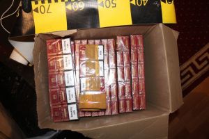 10980 ţigarete fără timbre de acciză indisponibilizate de poliţişti