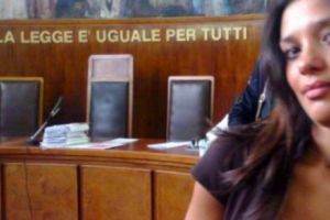 Fostul model Imane Fadil, martor în procesul împotriva lui Silvio Berlusconi, a murit. Ce s-a descoperit în corpul femeii