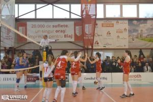 FOTO: Volei Alba Blaj – CSM Bucureşti 3-0, în derby-ul campionatului! Echipa din “Mica Romă”, pas mare spre titlu!