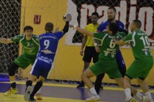 Sighişorenii se desprind în frunte