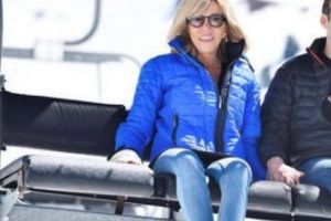 Franţa arde şi Macron se piaptănă: Preşedintele Republicii se afla la ski ieri când Vestele Galbene provocau incendii pe Champs-Élysées