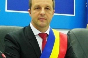 Primarul Brăilei, atac fără precedent la adresa conducerii PSD:  „Mai terminaţi cu Legile justiţiei odată!