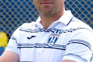 Opriţi echipa lui Opriţa să nu ne mai facă de râs!