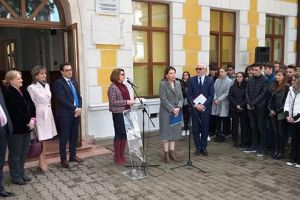 Colegiul „Decebal”, premiat de Ambasada Franţei pentru excelenţa în învăţământul bilingv francofon