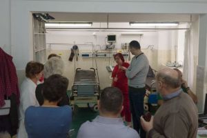 Medici din Reghin la Spitalul Orăşenesc Buhuşi