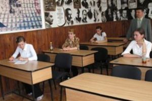 Astăzi:  Începe simularea probelor scrise ale examenului de Bacalaureat