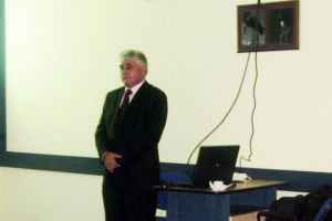 Noi medici veterinari,  în subordinea directorului Călescu