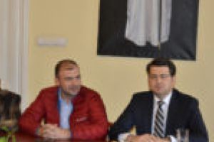 Când calul de dar, primit de la Guvernul Grindeanu, este căutat la dinţi, de aleşii locali din Caransebeş…