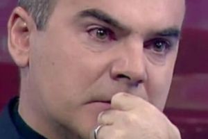Momente emoţionante la Realitatea TV. A venit să îşi ia rămas bun. Ce se va întâmpla cu emisiunea lui. Video
