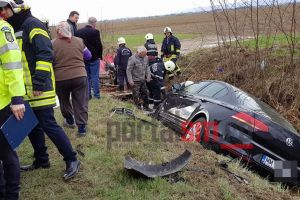LIVE&FOTO. Accident grav. Trei maşini implicate şi o persoană încarcerată