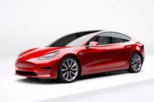 Tesla a lansat cea mai accesibila versiune Model 3. Va costa 35.000 dolari in SUA si aproape 40.000 de euro in Europa