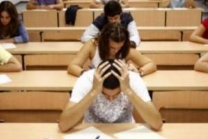 30.000 de elevi susţin simularea examenului de Bacalaureat