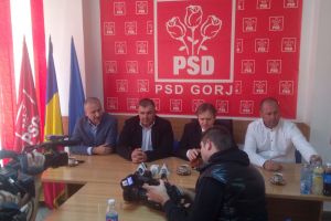 Primar ALDE, flancat de liderii PSD Gorj, în sediul organizaţiei social-democrate!