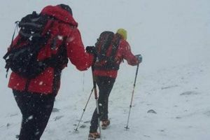 Cadavru găsit de un turist, în Bucegi // UPDATE - Salvamontiştii au descoperit identitatea victimei