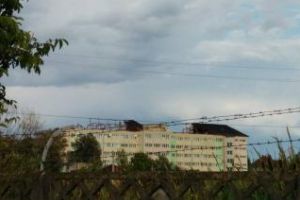 La Huedin, oamenii spun că a fost ”tornadă”. Acoperişul spitalului a zburat - FOTO