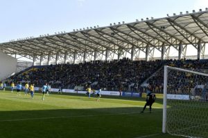 Cursa spre promovare continua