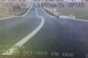 FOTO. Viteză ameţitoare pe Centura Careiului. Șofer prins gonind cu 197 de km/h