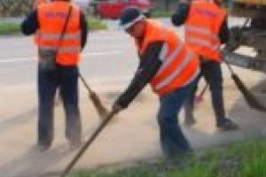 Curat-murdar! Lugojul riscă să sară peste curăţenia de primăvară, după ce firma de salubritate a fost băgată în faliment