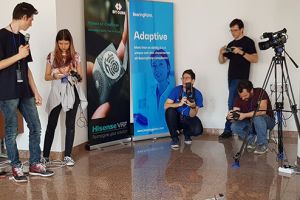 Trei elevi de la „Energetic” premiaţi la un concurs universitar de aplicaţii mobile