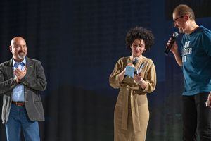 Călătorie pe două roţi pe cele mai minunate „străzi” ale judeţului imortalizată în albumul „Cu bicicleta prin Hunedoara” (Foto)