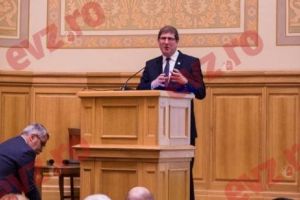 Senatul Universităţii de Construcţii a anulat ilegal 39 de diplome de ingineri. Consecinţe: cariere distruse, acte şi expertize judiciare desfi inţate şi imobile aruncate în afara legii