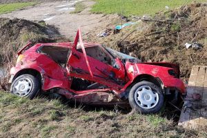 FOTO. TRAGEDIE. Poştaş şi soţia lui, decedaţi în accidentul din Medieşu Aurit!